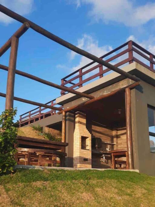 Ld House- * Bananeiras